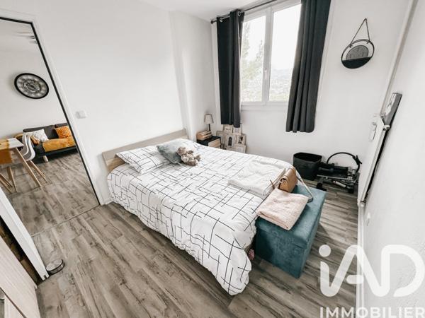 Appartement à vendre 4 pièces 69 m² Toulon