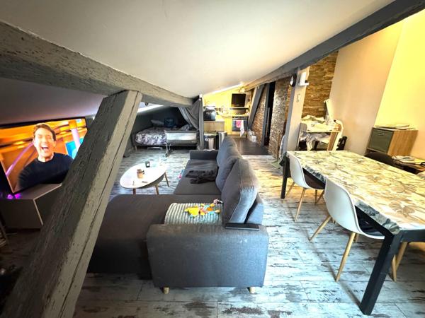 IMMEUBLE DE RAPPORT CENTRE NIORT 2STUDIOS, 1 T2