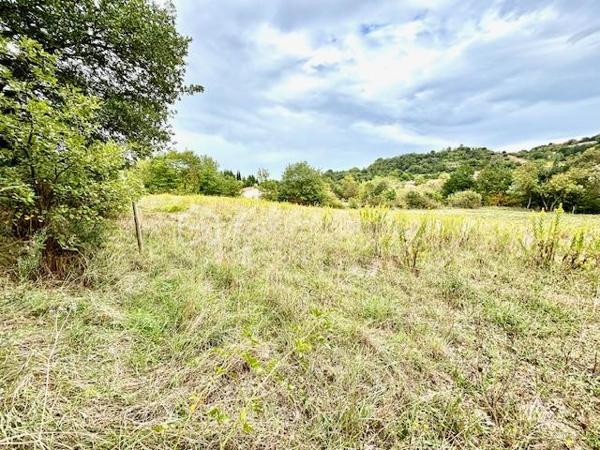 Terrain de loisirs de 1 853 m²