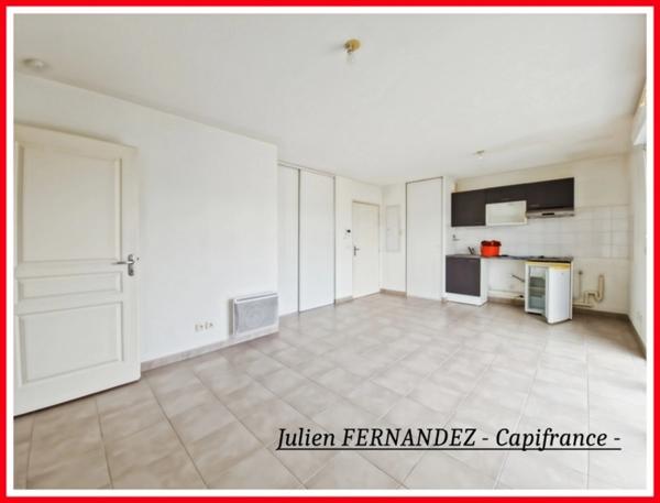 Dpt Indre et Loire (37), à vendre CHAMBRAY LES TOURS Appartement T2 de 41.72m² et 2 places de parking