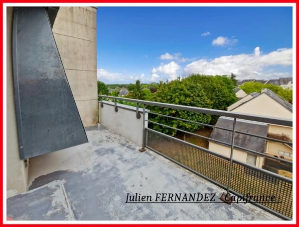 Dpt Indre et Loire (37), à vendre CHAMBRAY LES TOURS Appartement T2 de 41.72m² et 2 places de parking