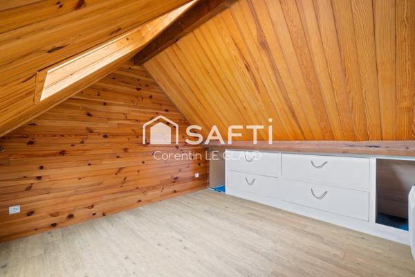 Maison en pierre, dans un écrin de verdure !