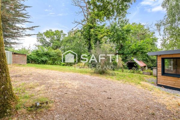 Maison en pierre, dans un écrin de verdure !