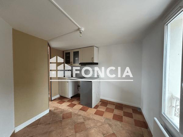 Location Appartement meublé 2 pièces 15.86 m² - Lisieux 14100