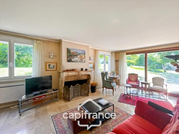 Maison de Prestige – Montagne-Sainte-Anne, Dijon