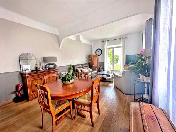 GAUCHY – MAISON FAMILIALE D’ENVIRON 134 M² – 3 CHAMBRES + BUREAU – JARDIN ET TERRASSE