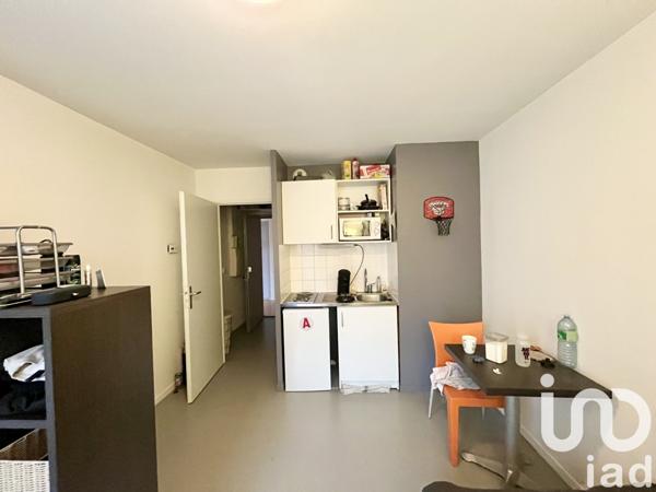 Studio 1 pièce de 20 m² à Valenciennes (59300)