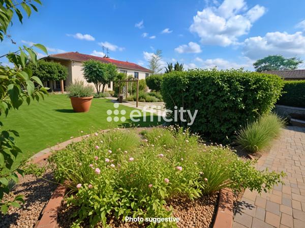 Maison 6 pièces - 138 m² Exclusivité efficity