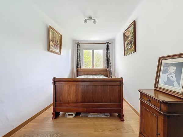 Appartement
         4 pièces
        - 62 m² Exclusivité 145 000 € *