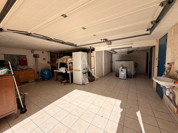 A VENDRE maison T4 de 90 m² avec jardin et vaste rdc, située au calme 13190 Allauch