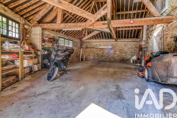 Maison à vendre 11 pièces 315 m² Beautheil-Saints