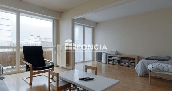 À vendre Appartement 4 pièces 80 m² - Evry 91000