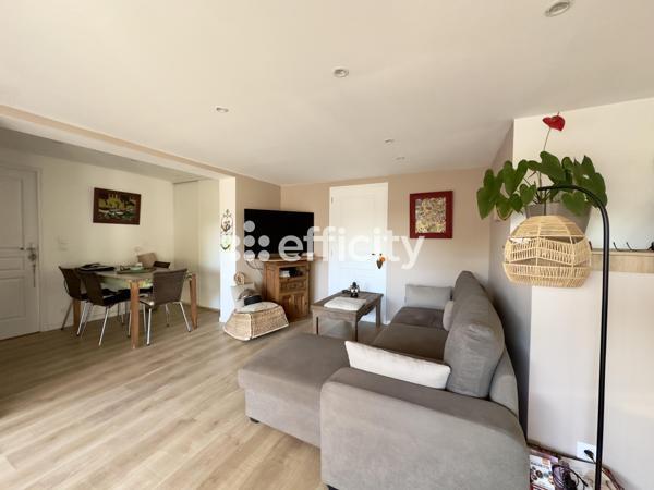 Maison 11 pièces - 267 m²