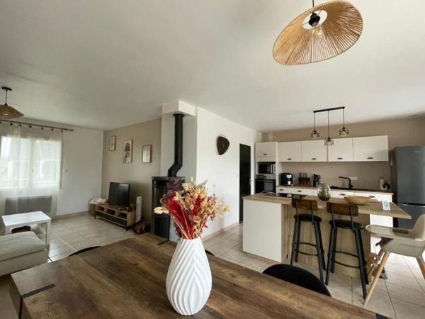 Charmante maison de plain-pied à Mouzeil ! Un havre de paix sur plus de 2200 m²