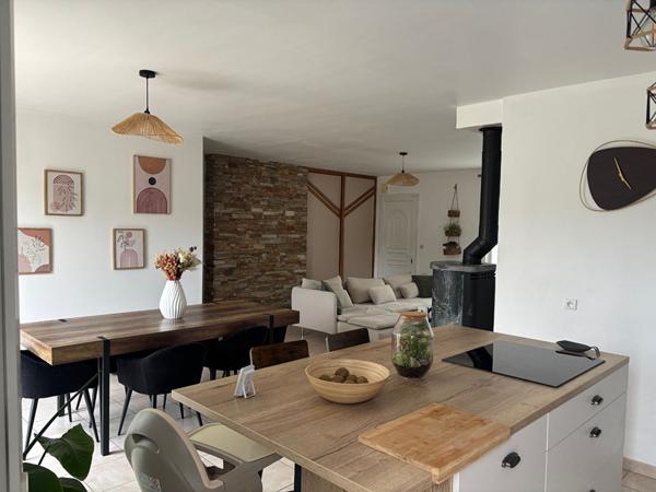 Charmante maison de plain-pied à Mouzeil ! Un havre de paix sur plus de 2200 m²