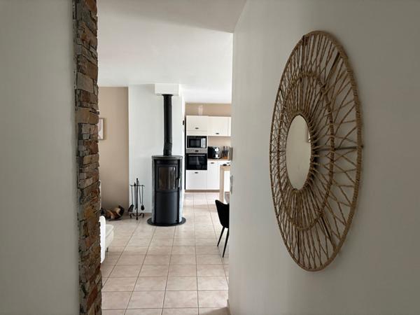 Charmante maison de plain-pied à Mouzeil ! Un havre de paix sur plus de 2200 m²