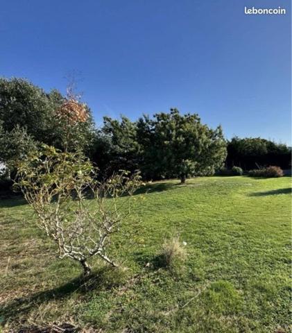 à deux pas des pistes cyclables, à 15 min de la plage à vélo