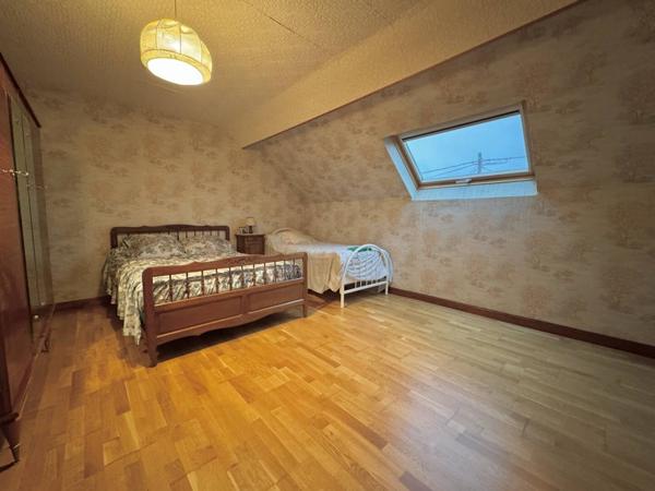 Maison Pontault Combault 7 pièce(s) 159 m2