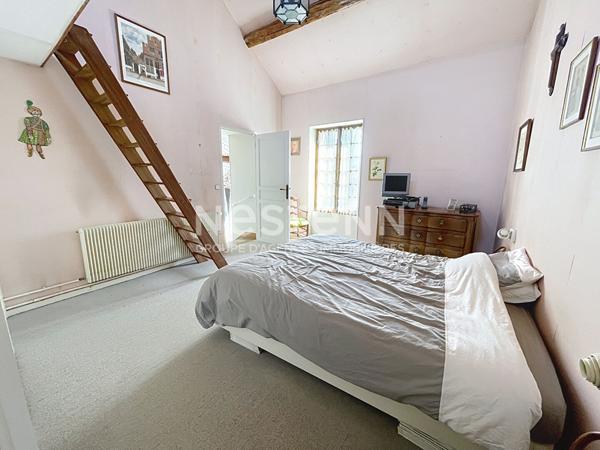 A vendre Maison de 6 pièces de 183 m² à Plaisir - Quartier centre ville-village