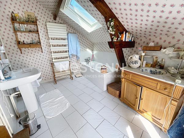 A vendre Maison de 6 pièces de 183 m² à Plaisir - Quartier centre ville-village