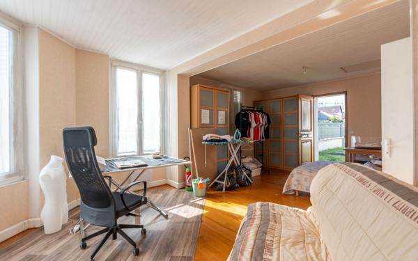 Maison à vendre    6 pièces • 130 m2 Maisons-Alfort