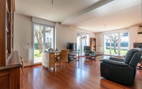 Maison à vendre    6 pièces • 130 m2 Maisons-Alfort