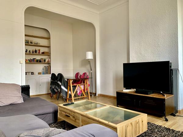 A vendre appartement de 3 pièces à Marseille13006 , entre Castellane et Perier