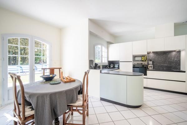 Maison à vendre |  Herm |  8 pièces | 312 m²