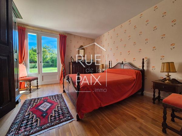 86200 LOUDUN Maison Loudun 6 pièce(s) 169 m2