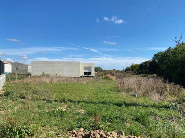 Terrain Avrille 577 m2