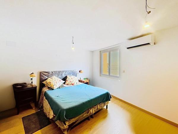 Maison de village T5 130 m² avec petit extérieur