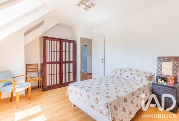 Maison à vendre 7 pièces 141,9 m² Viry-Châtillon