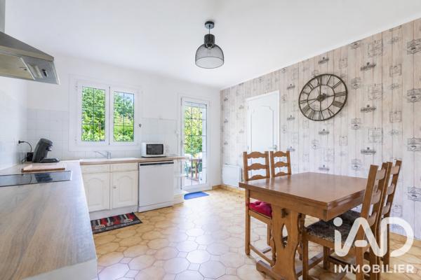 Maison à vendre 7 pièces 141,9 m² Viry-Châtillon