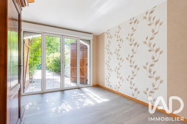 Maison à vendre 7 pièces 141,9 m² Viry-Châtillon