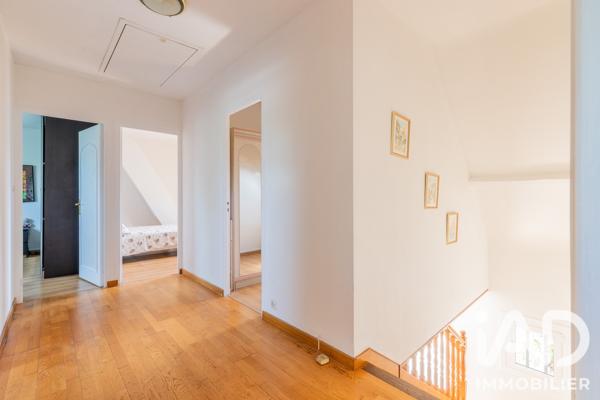 Maison à vendre 7 pièces 141,9 m² Viry-Châtillon