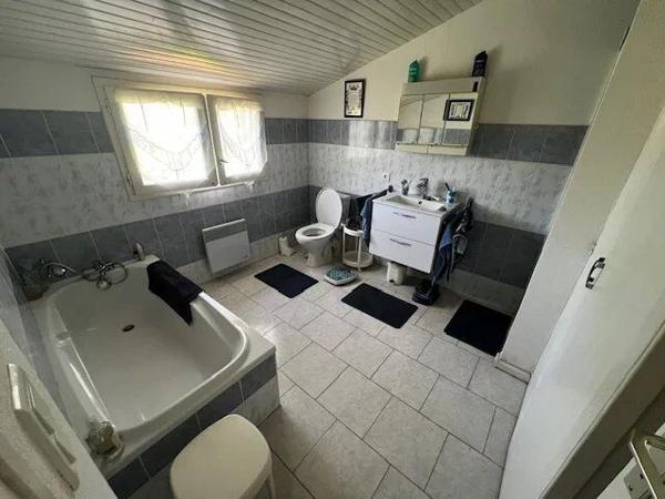 Vente                                                      Maison
                        
                     3 pièces                      60 m2                     à Le Bosc