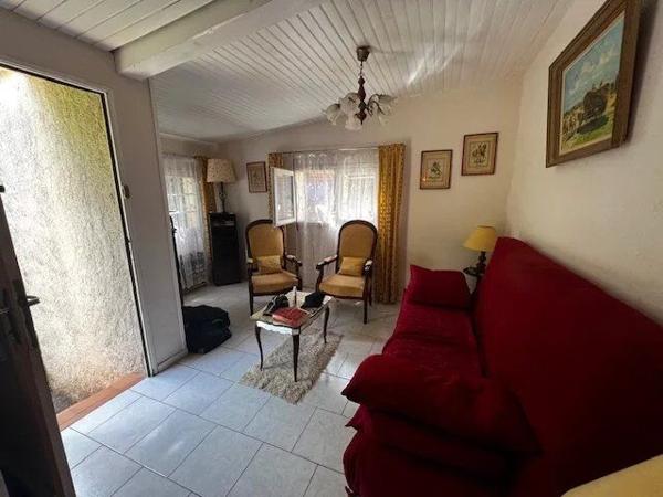 Vente                                                      Maison
                        
                     3 pièces                      60 m2                     à Le Bosc