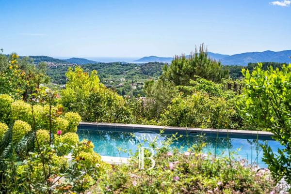 Châteauneuf-Grasse, Villa 5 Chambres -  220 m² à vendre