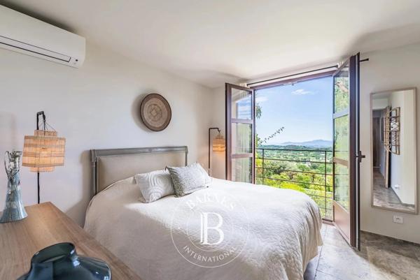 Châteauneuf-Grasse, Villa 5 Chambres -  220 m² à vendre