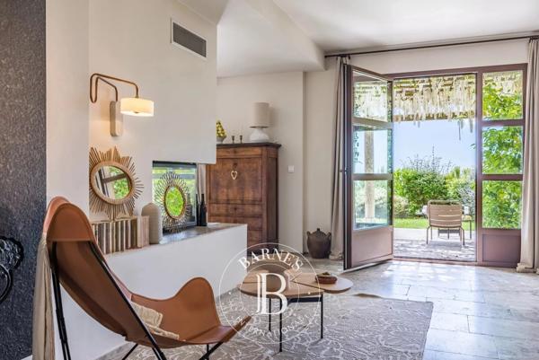Châteauneuf-Grasse, Villa 5 Chambres -  220 m² à vendre