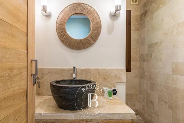 Châteauneuf-Grasse, Villa 5 Chambres -  220 m² à vendre