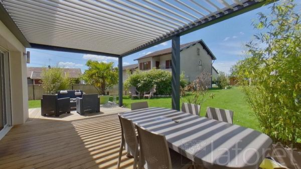 Location maison Saint-Just - 4 pièce(s) - 103 m² - 1 400 €/mois