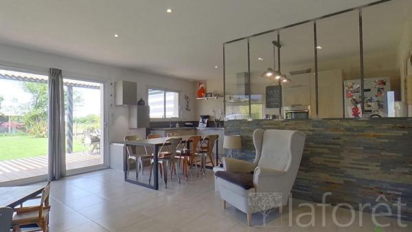 Location maison Saint-Just - 4 pièce(s) - 103 m² - 1 400 €/mois