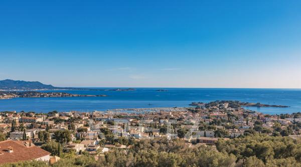 MAISON T5 VUE PANORAMIQUE SUR LA MER