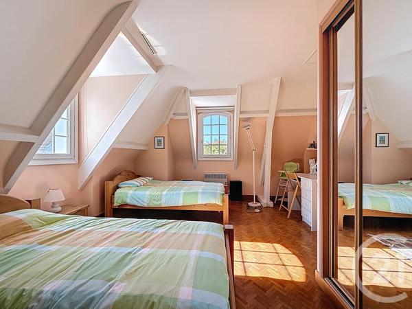 Maison à vendre  7 pièces - 196,92 m2 STE GENEVIEVE DES BOIS - 91