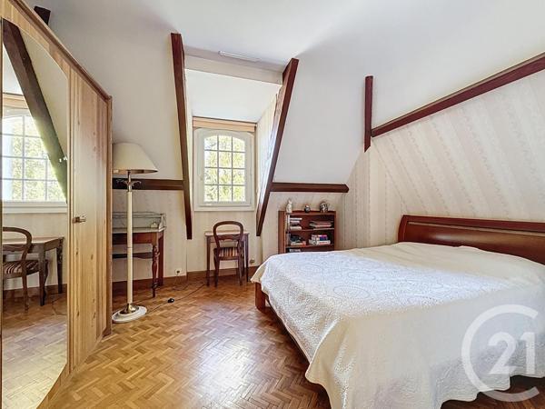 Maison à vendre  7 pièces - 196,92 m2 STE GENEVIEVE DES BOIS - 91