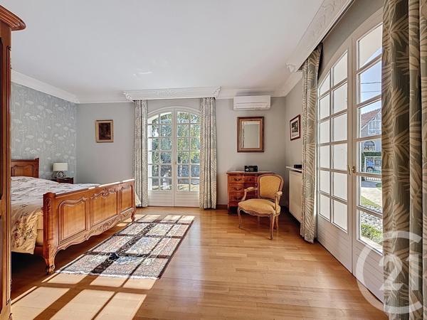 Maison à vendre  7 pièces - 196,92 m2 STE GENEVIEVE DES BOIS - 91