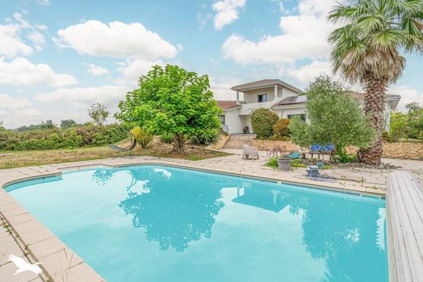 Maison à vendre |  Le Haillan |  8 pièces | 200 m²