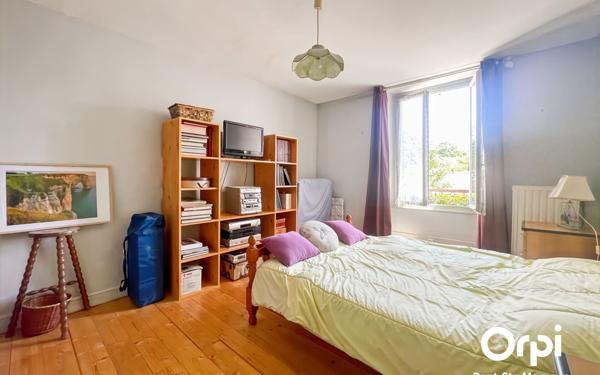 Maison à vendre    6 pièces • 145 m2 Fleurines