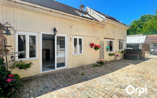 Maison à vendre    6 pièces • 145 m2 Fleurines